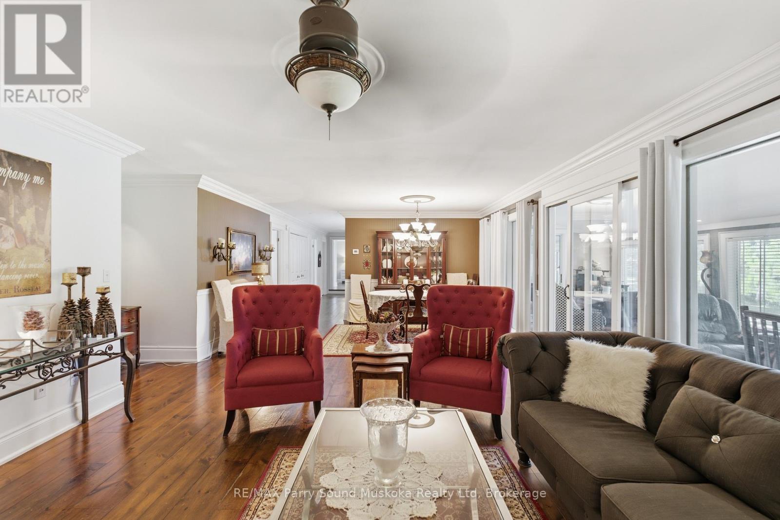 49 MAPLE STREET - 19