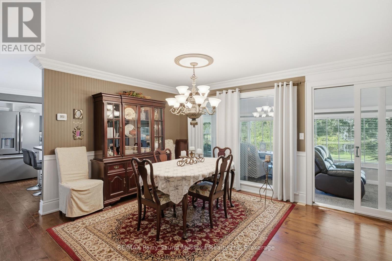 49 MAPLE STREET - 26