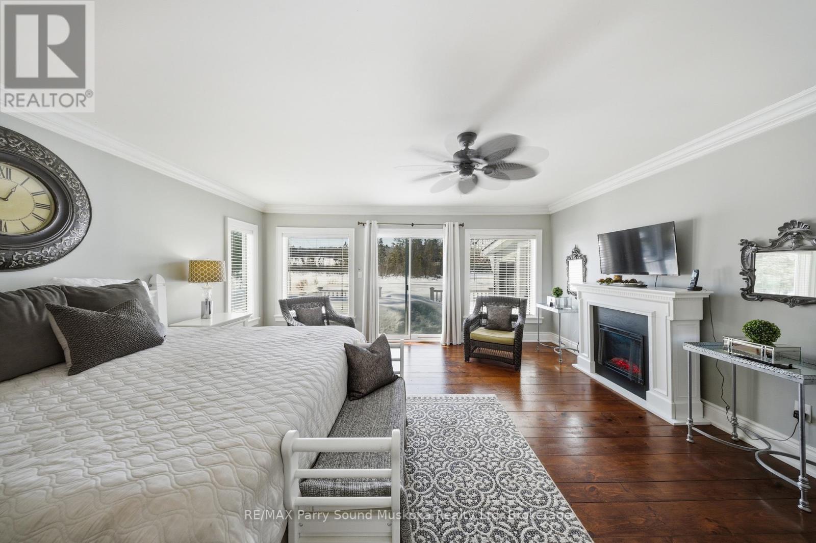 49 MAPLE STREET - 31