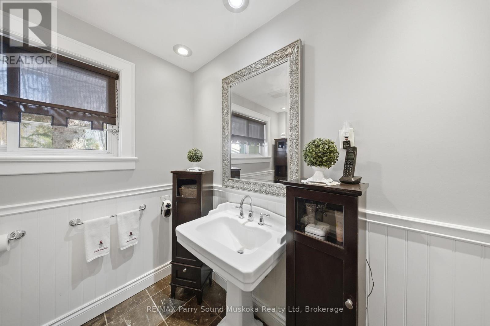 49 MAPLE STREET - 34