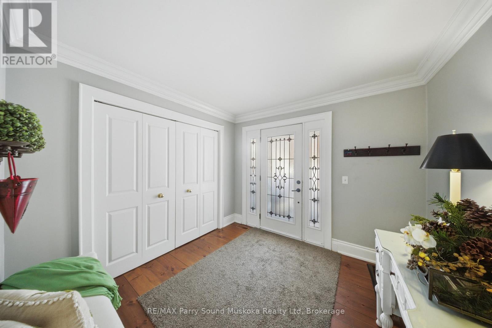 49 MAPLE STREET - 46