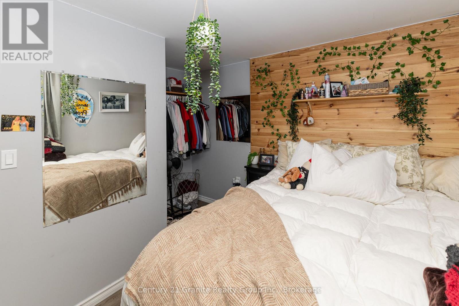 1110 HOWLAND JUNCTION ROAD - Image 19