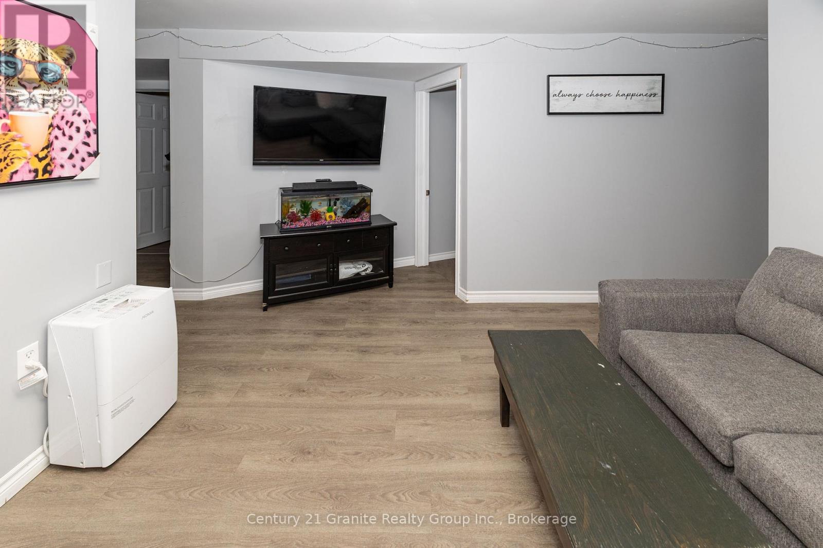 1110 HOWLAND JUNCTION ROAD - Image 22