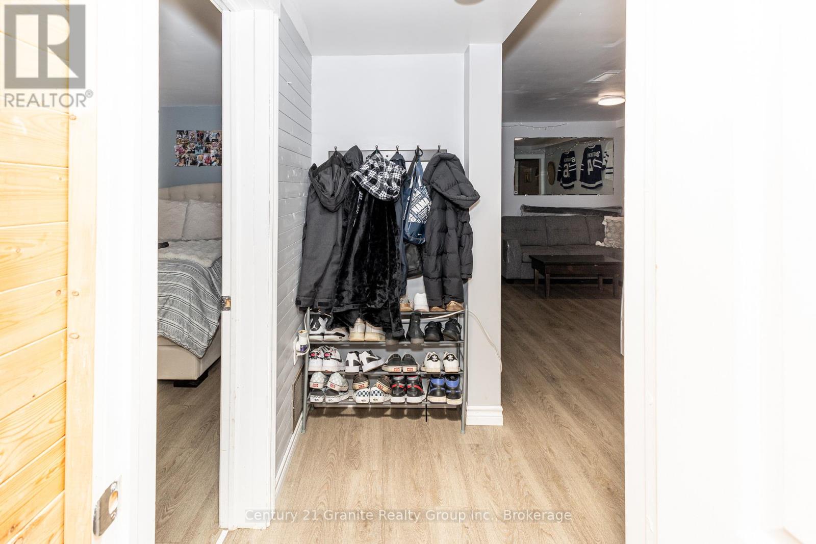 1110 HOWLAND JUNCTION ROAD - Image 31