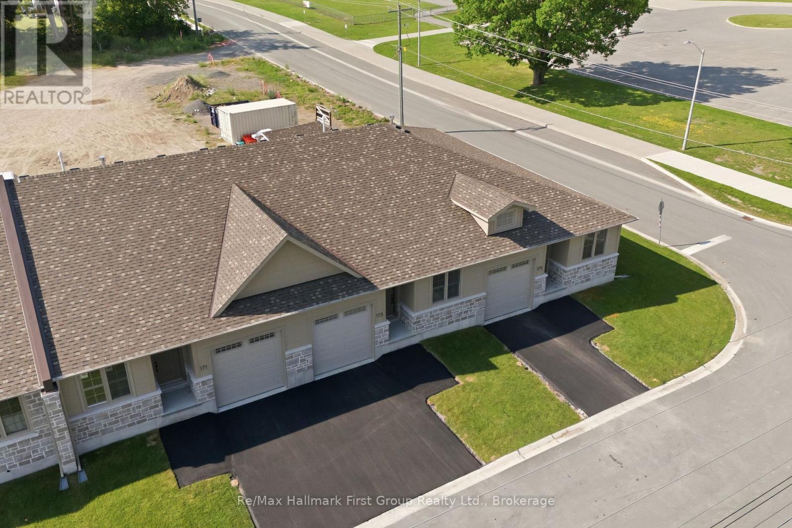173 POMEROY AVENUE - 33