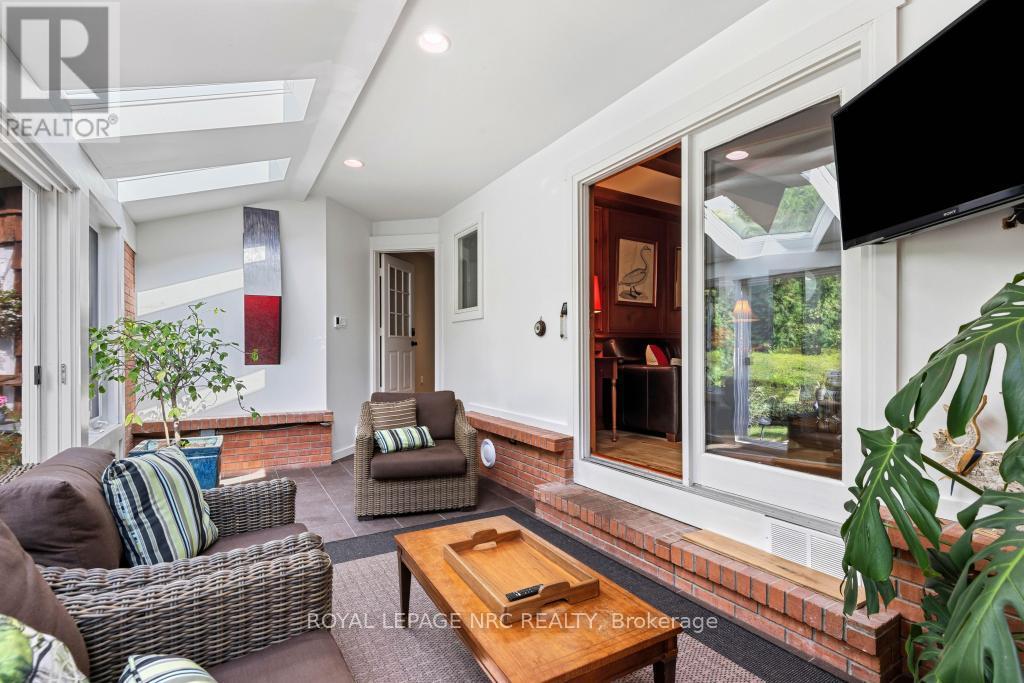 7 CHRISTOPHER STREET - 22