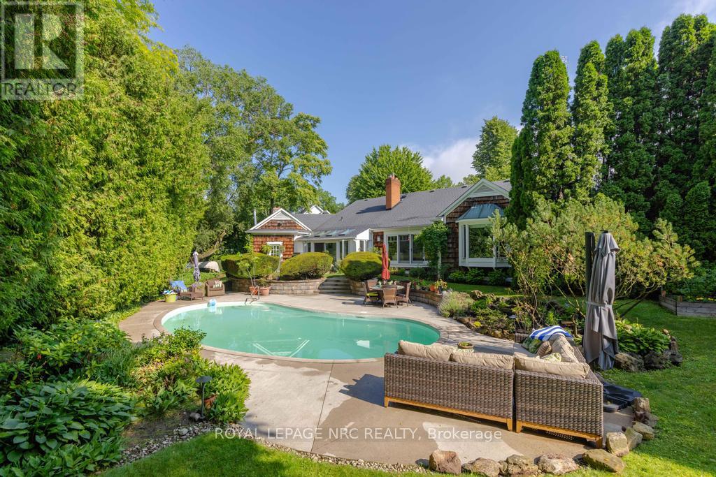 7 CHRISTOPHER STREET - 26