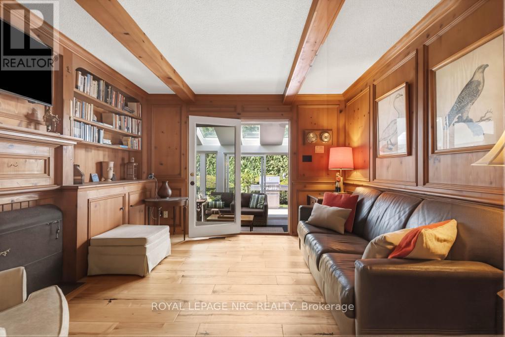 7 CHRISTOPHER STREET - 6