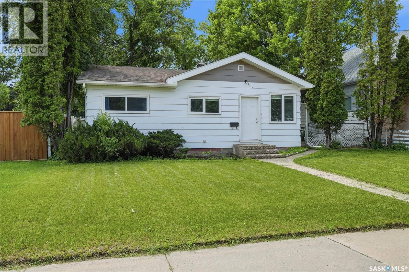 269 Iroquois STREET W - 1