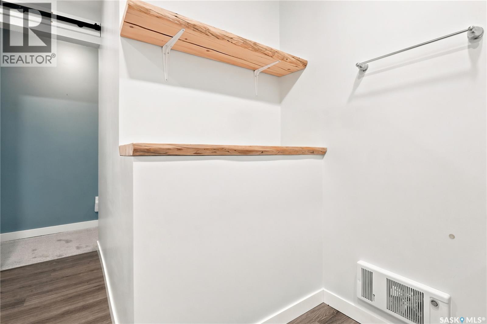 269 Iroquois STREET W - 24