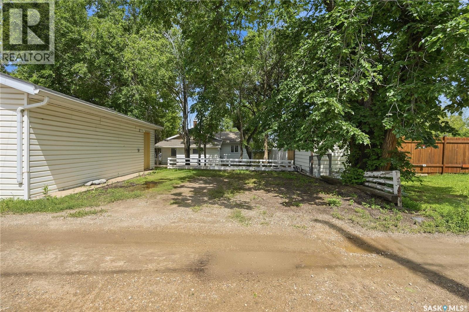 269 Iroquois STREET W - 43