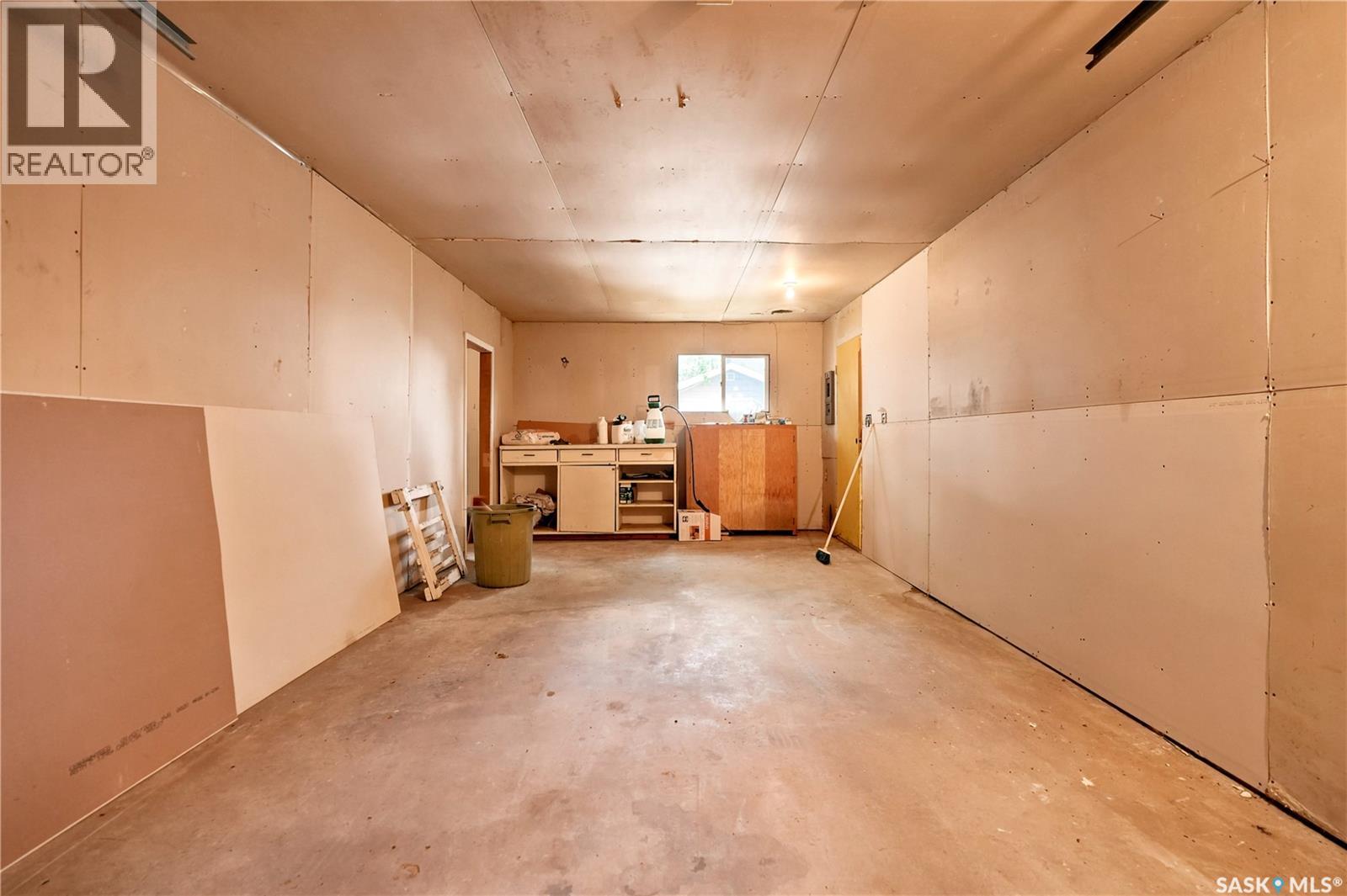 269 Iroquois STREET W - 45