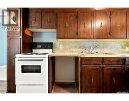 269 Iroquois Street W, Moose Jaw, SK S6H5A8 Photo 17