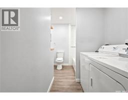 269 Iroquois Street W, Moose Jaw, SK S6H5A8 Photo 20