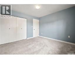 269 Iroquois Street W, Moose Jaw, SK S6H5A8 Photo 29