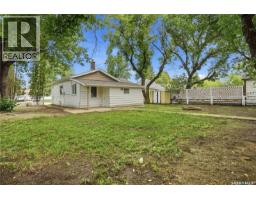 269 Iroquois Street W, Moose Jaw, SK S6H5A8 Photo 37