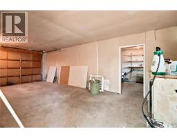 269 Iroquois Street W, Moose Jaw, SK S6H5A8 Photo 44