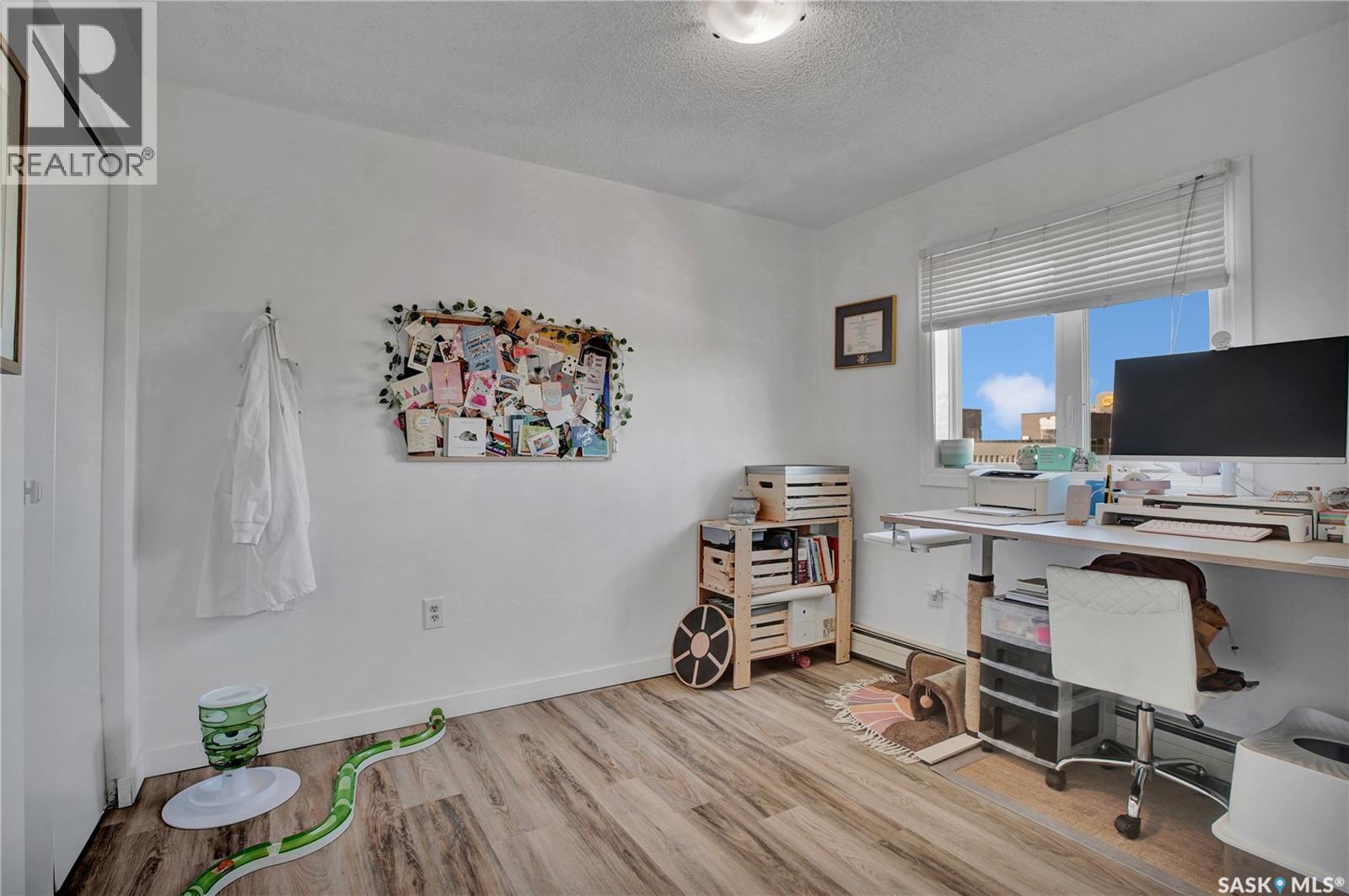 #703 405 5th AVENUE N - 11