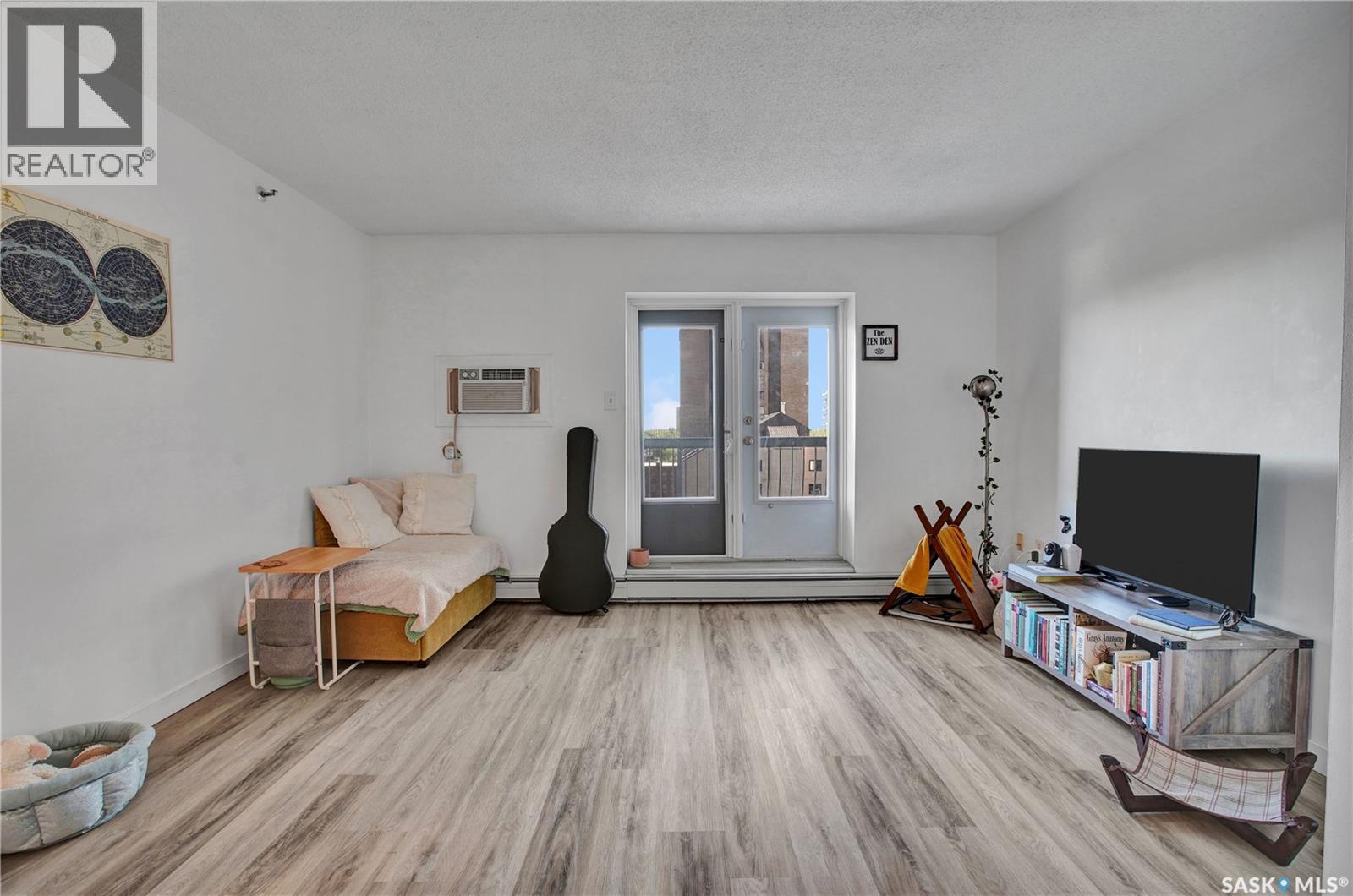 #703 405 5th AVENUE N - 15