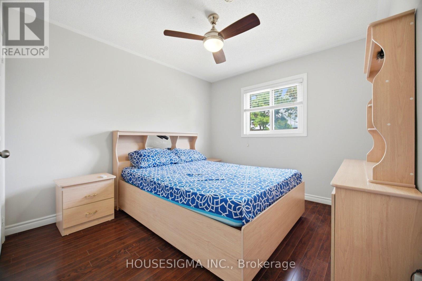 62 RAVENSCLIFFE COURT - 17