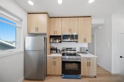 1992 Ross Avenue, Winnipeg, MB R2R0E8 Photo 19