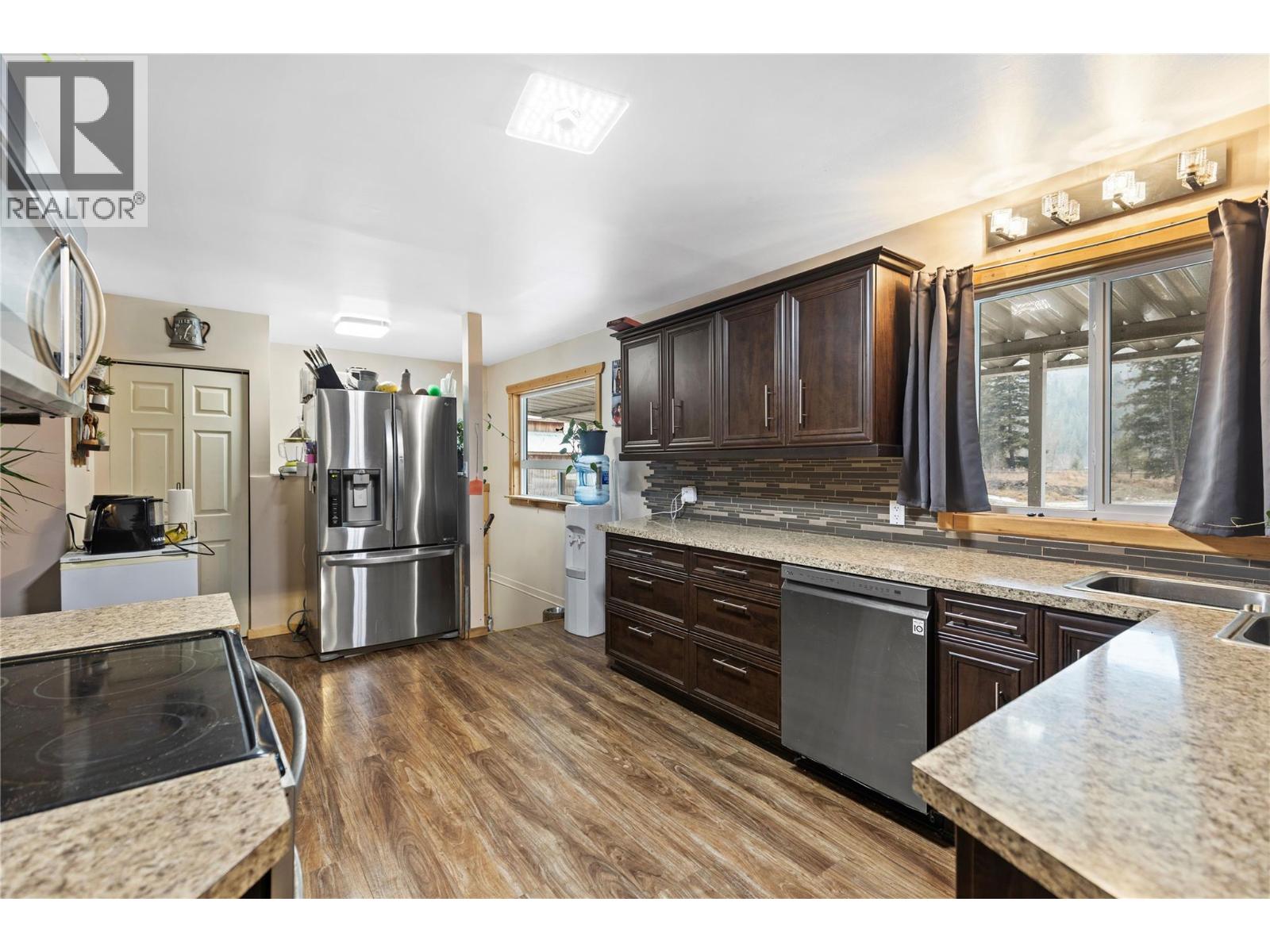 4359 Borthwick Avenue - 8