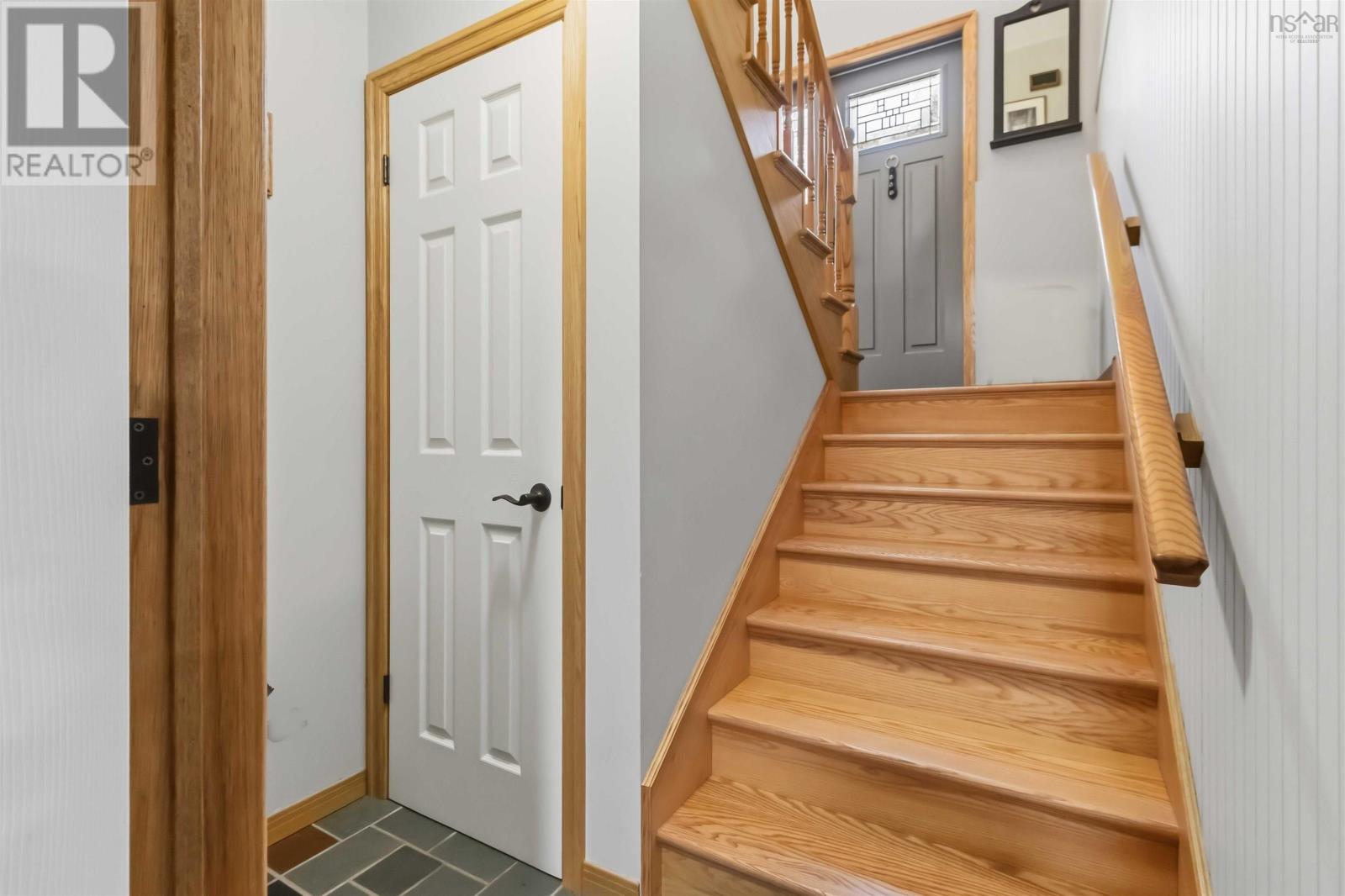 61 Charles Hill Road - 29