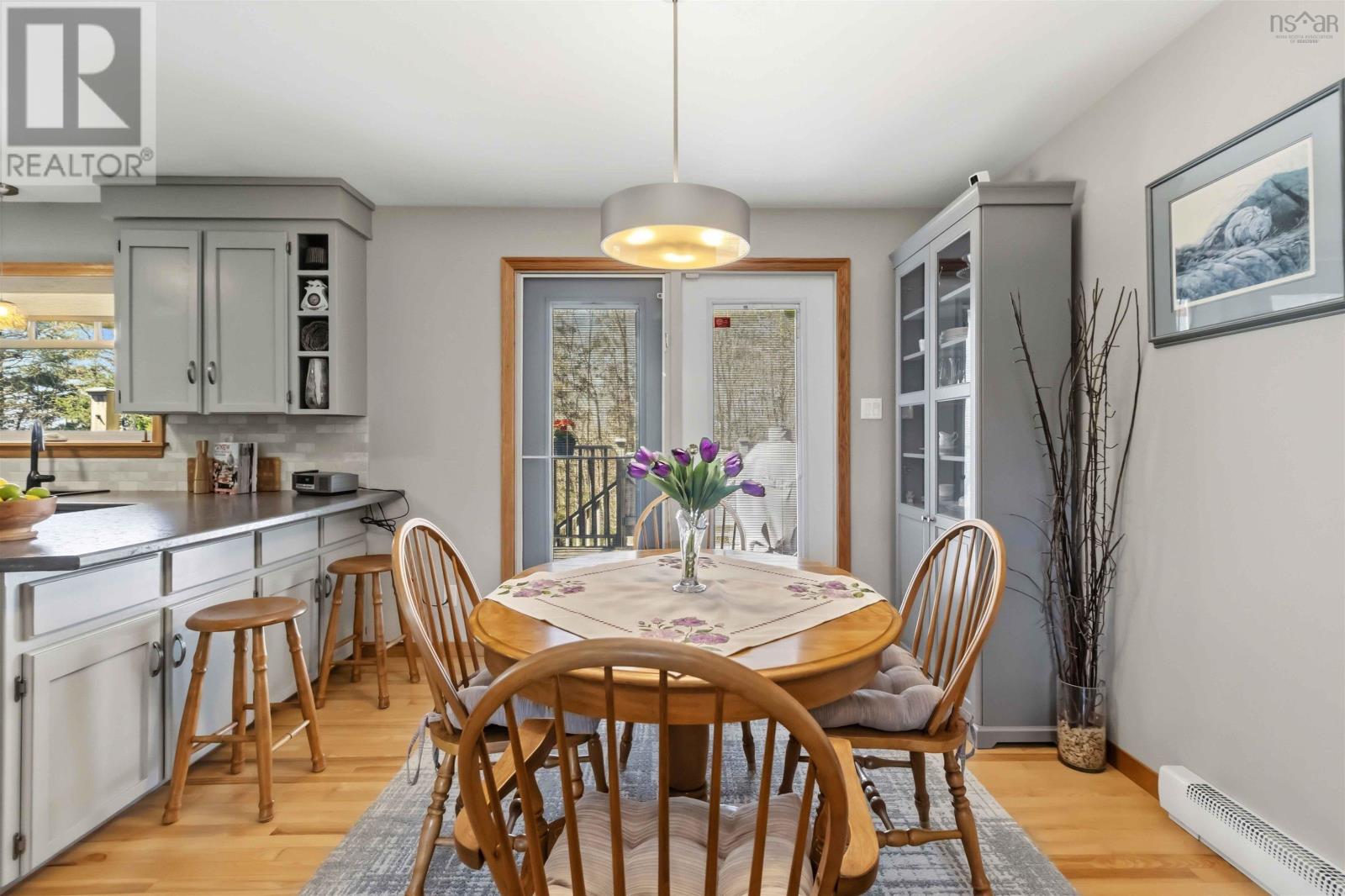 61 Charles Hill Road - 12