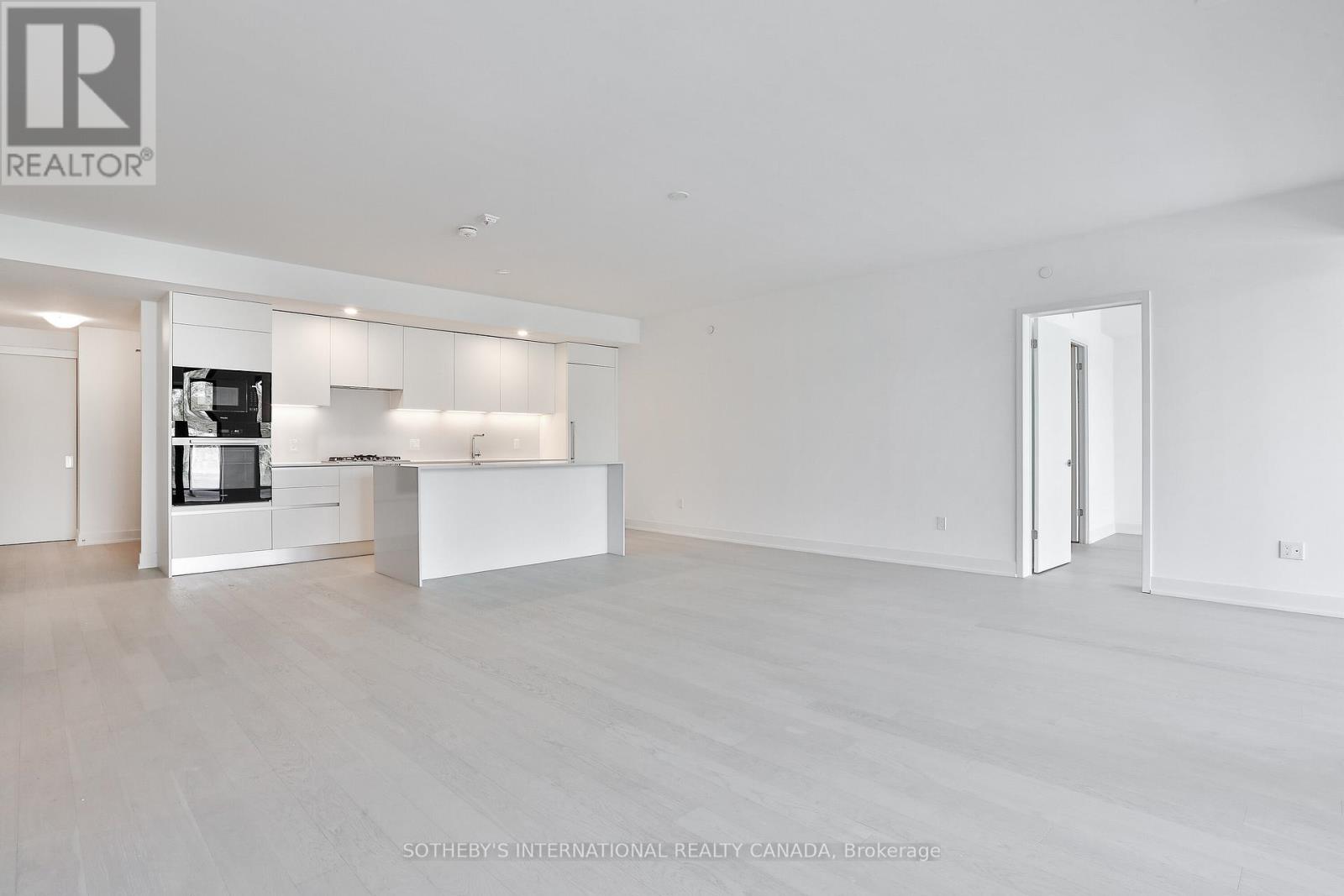 #311 200 KEEWATIN AVENUE - 13