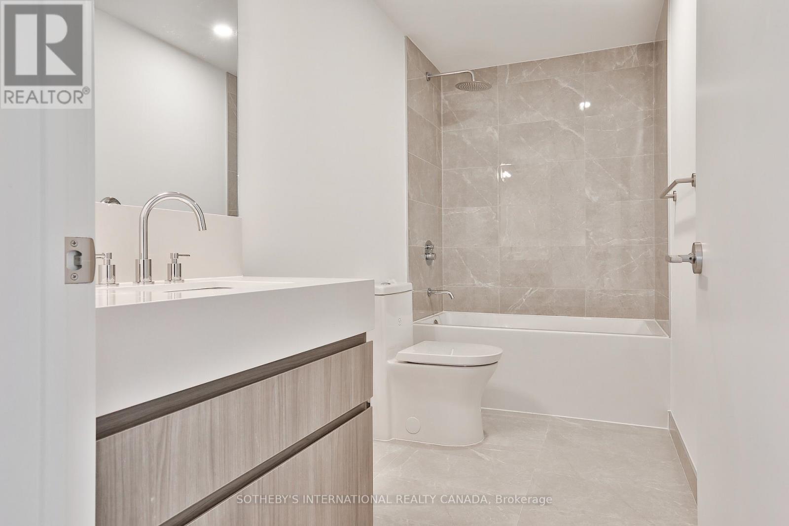 #311 200 KEEWATIN AVENUE - 16