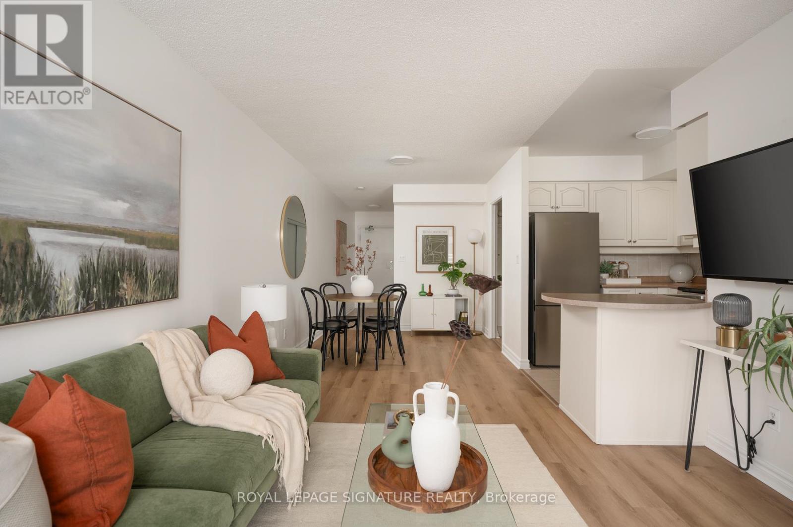 #306 2 REAN DRIVE - 13