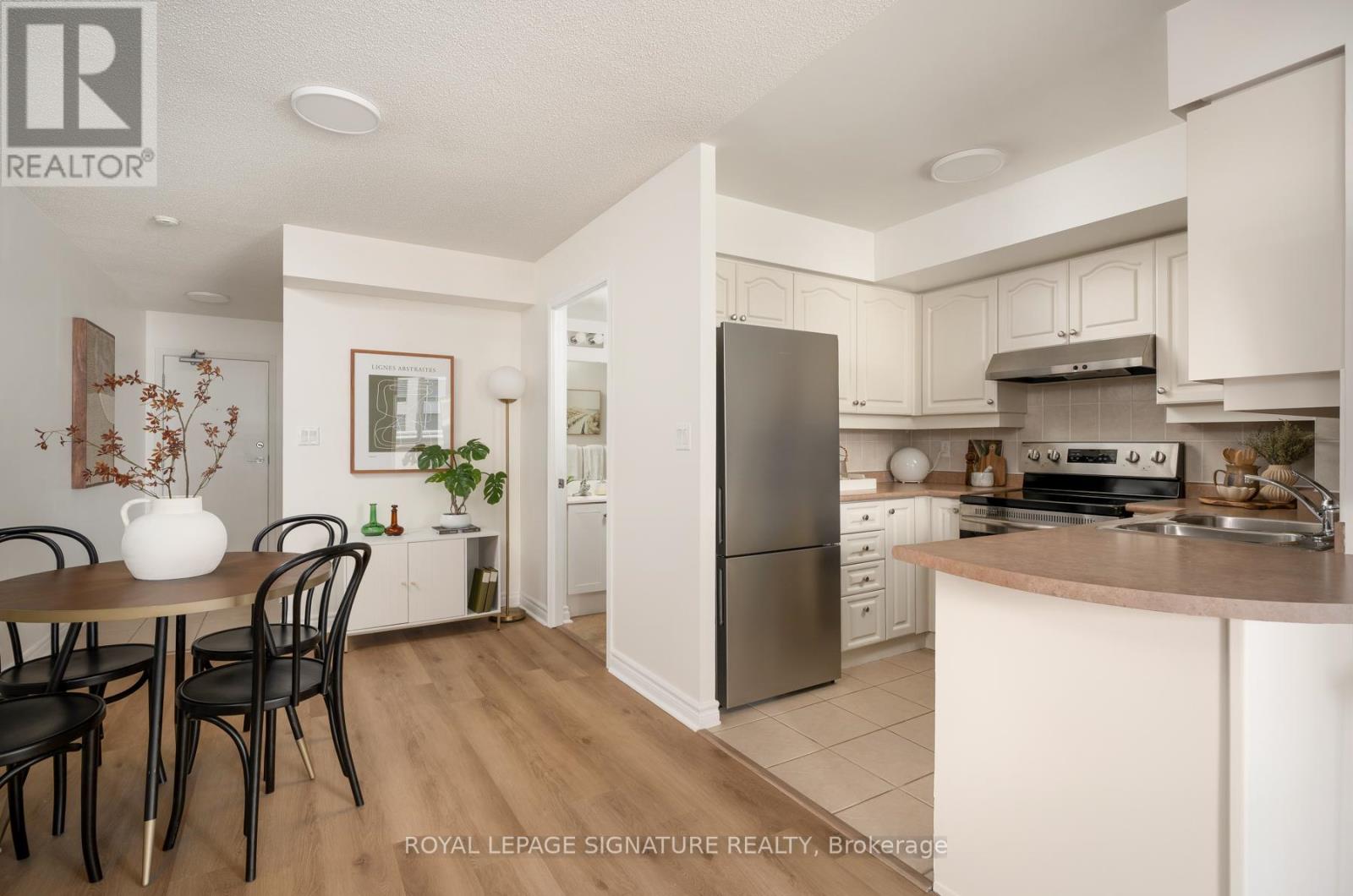 #306 2 REAN DRIVE - 16