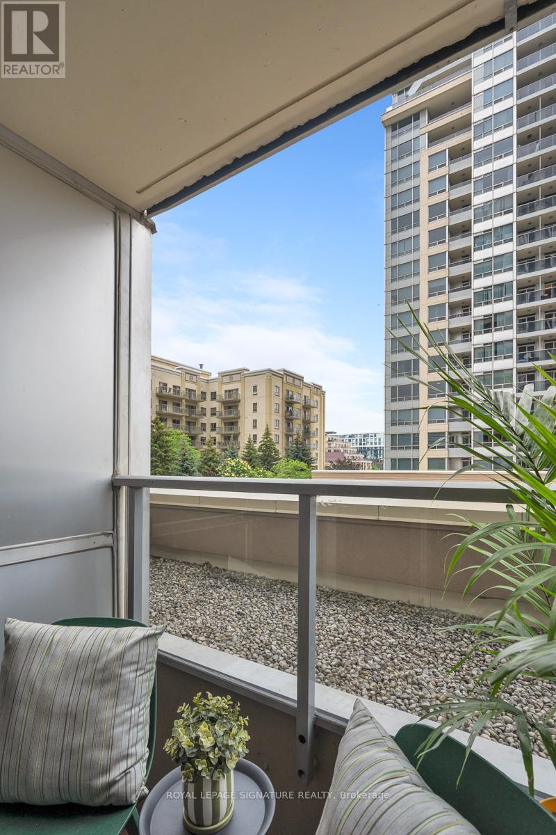 #306 2 REAN DRIVE - 34