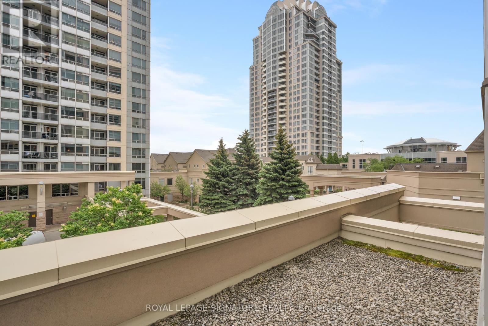 #306 2 REAN DRIVE - 36