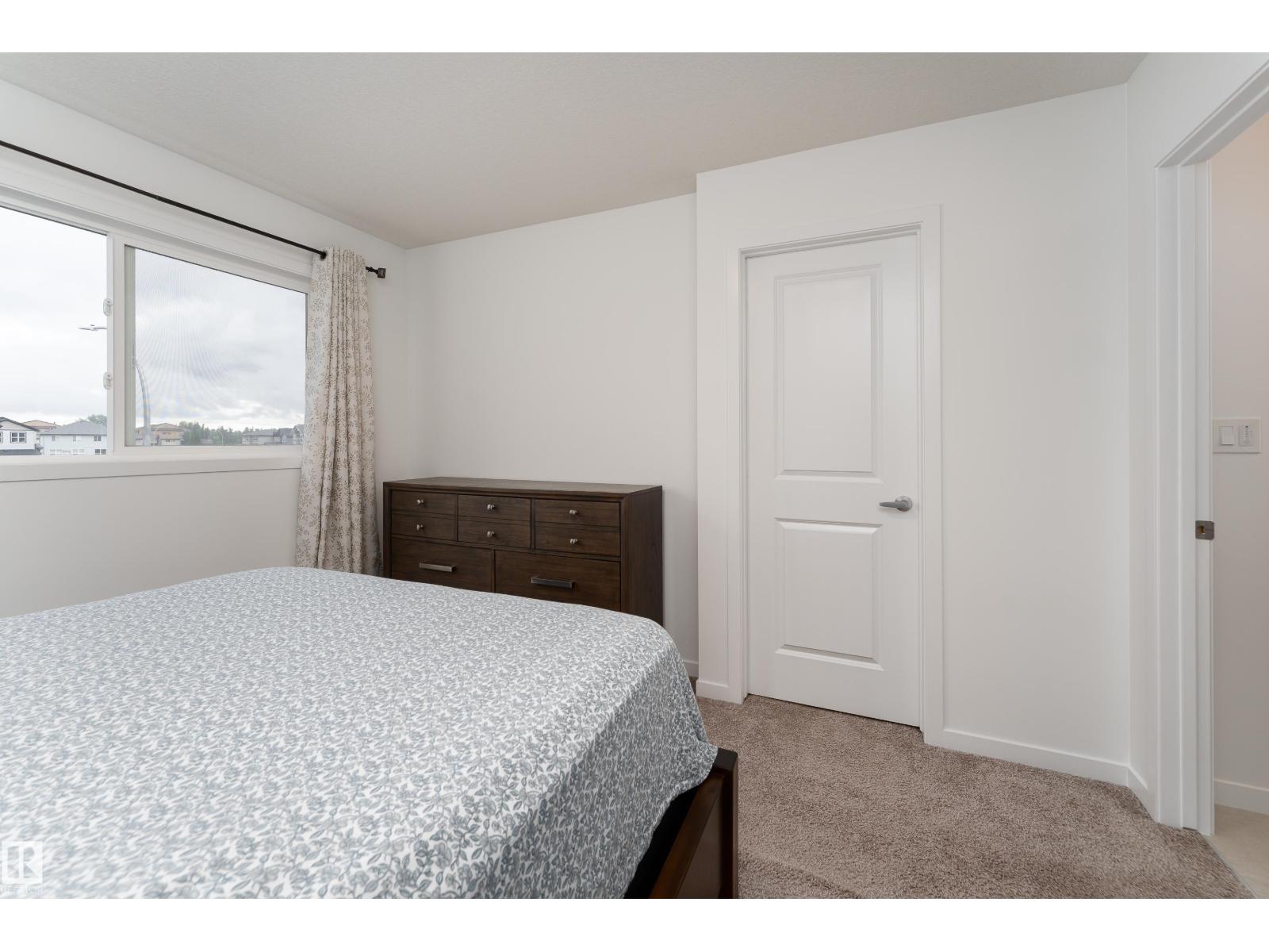 2522 152 AV NW - 13