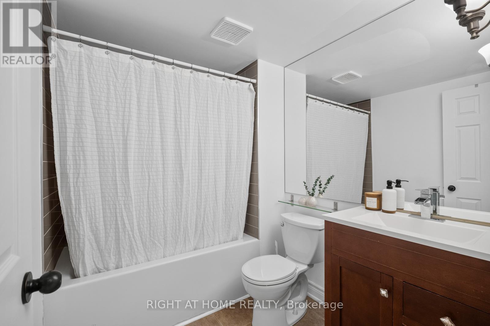 722F KINGSTON ROAD - 18