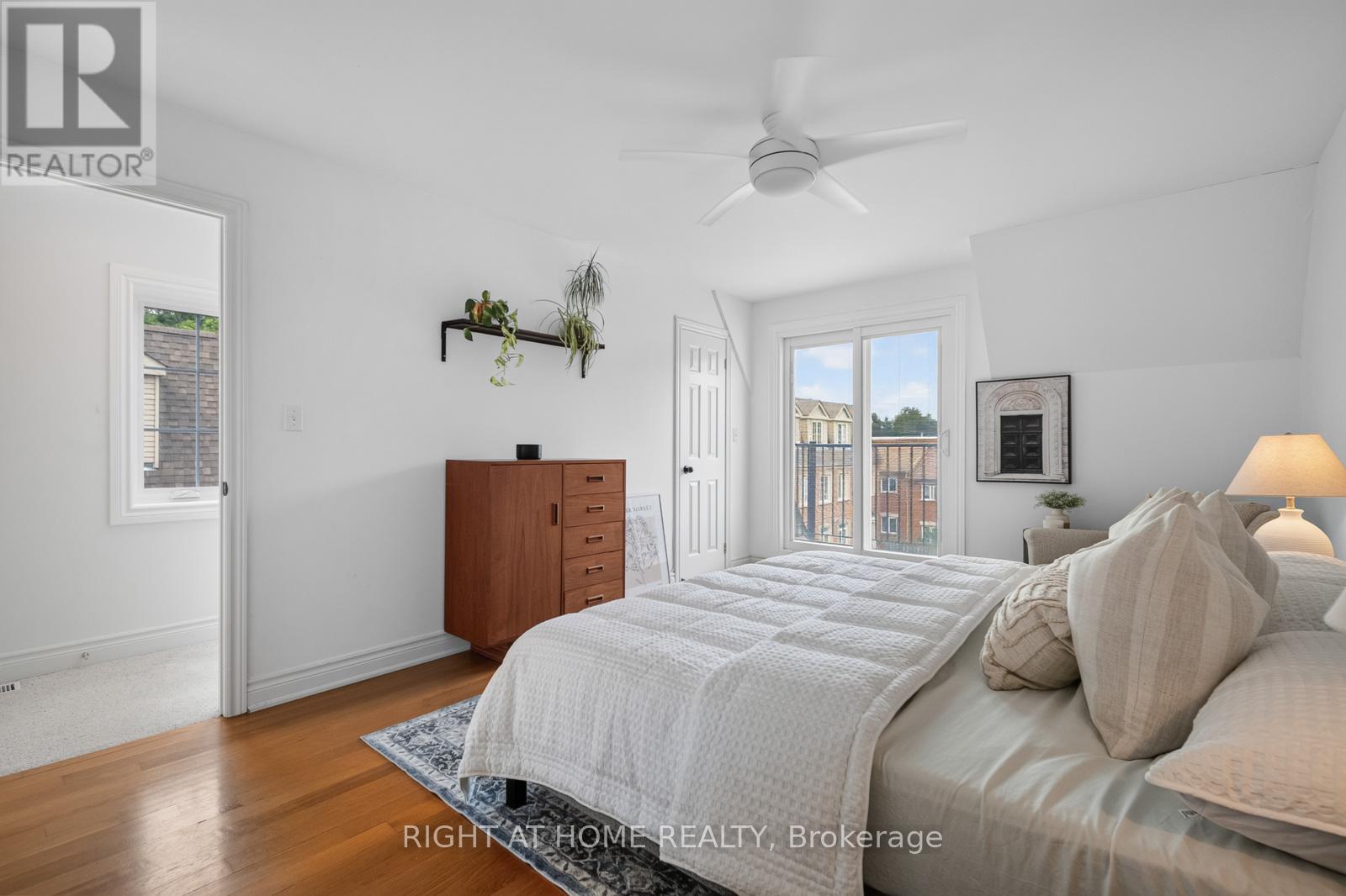 722F KINGSTON ROAD - 23