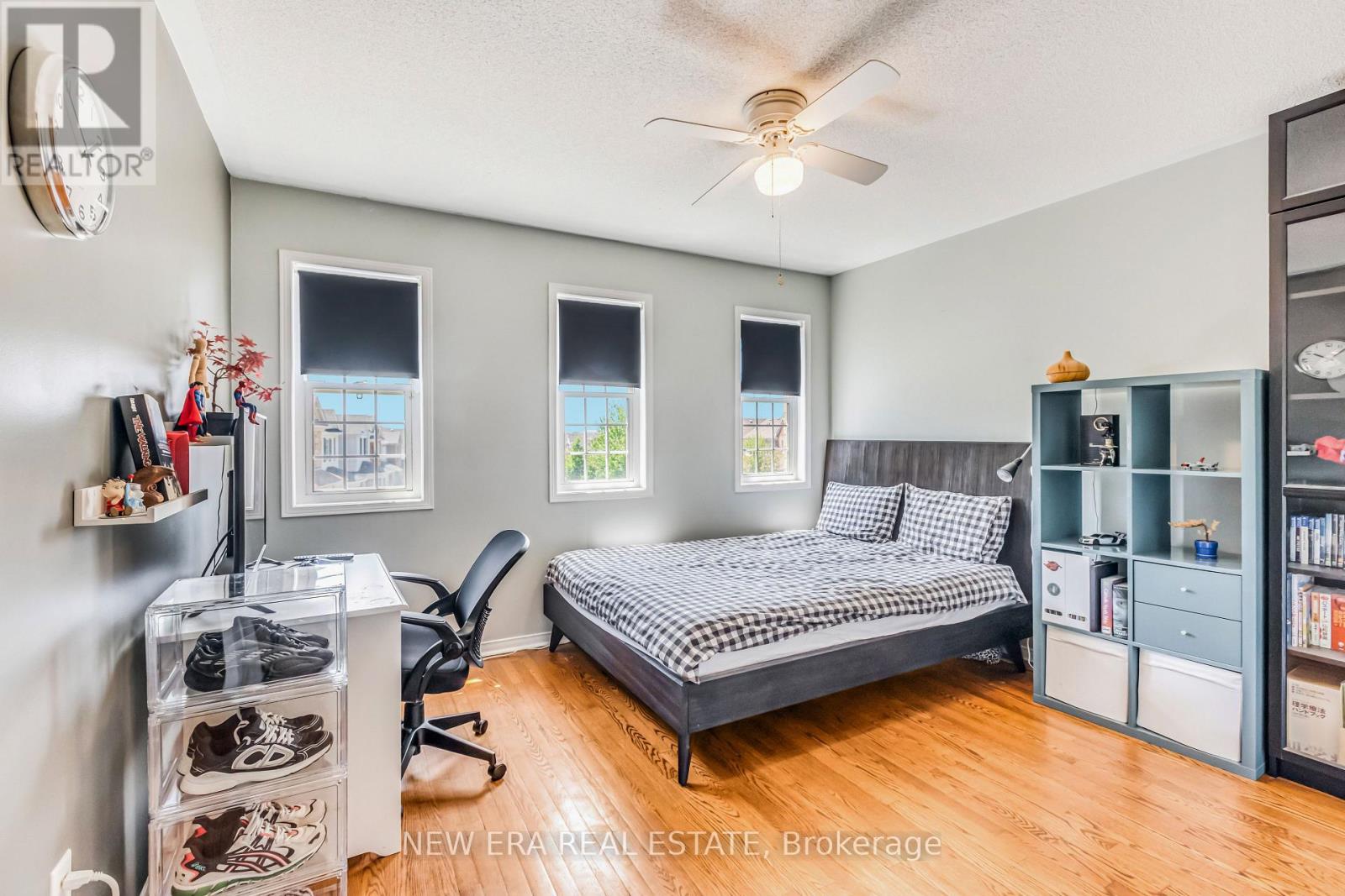11 WARNFORD CIRCLE - 16