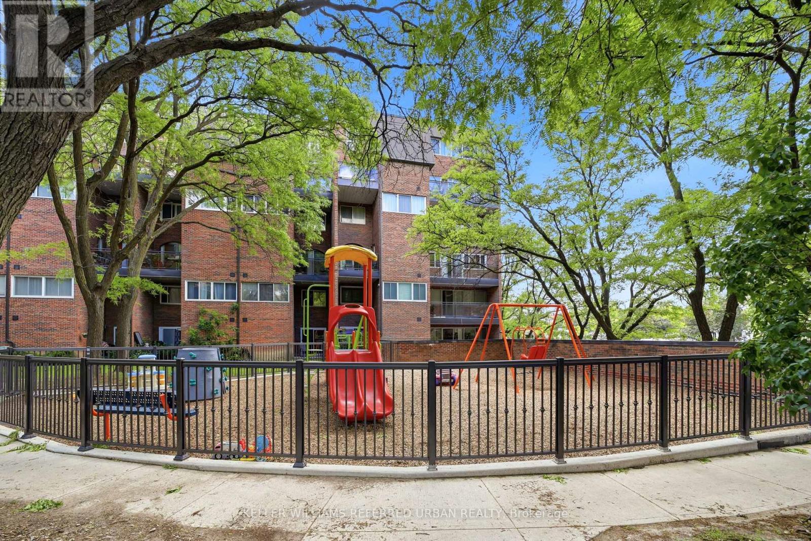 #347 16B ELGIN STREET - 26