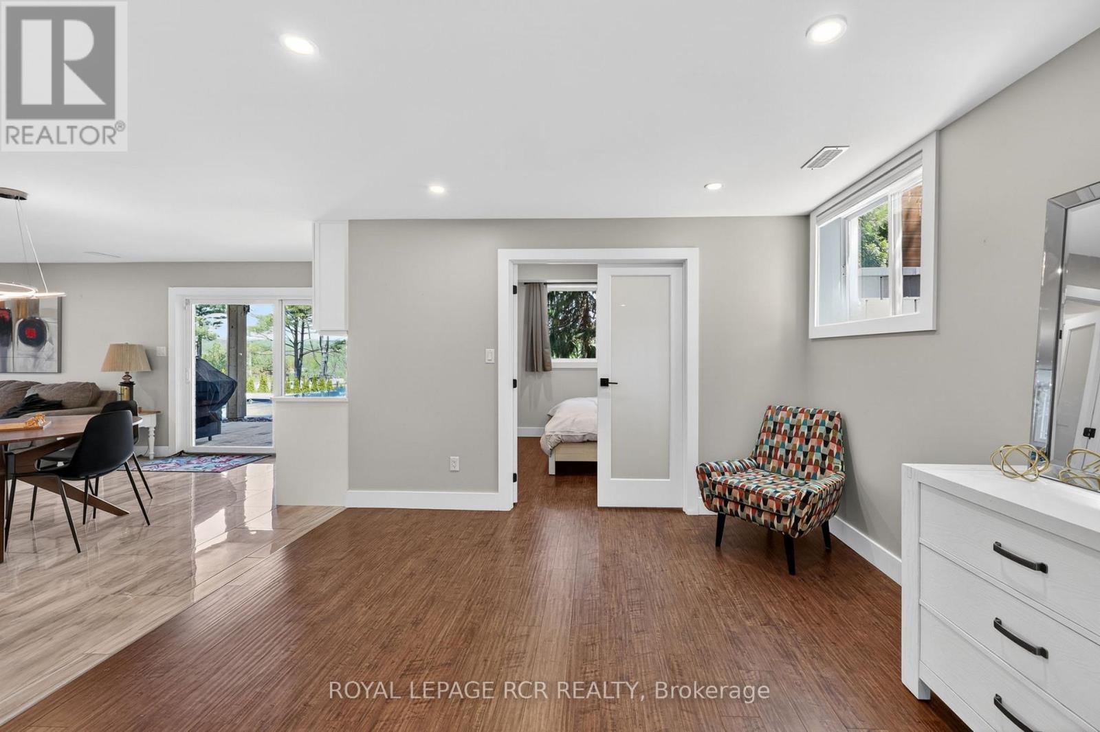 78 GLENHURON DRIVE - 18