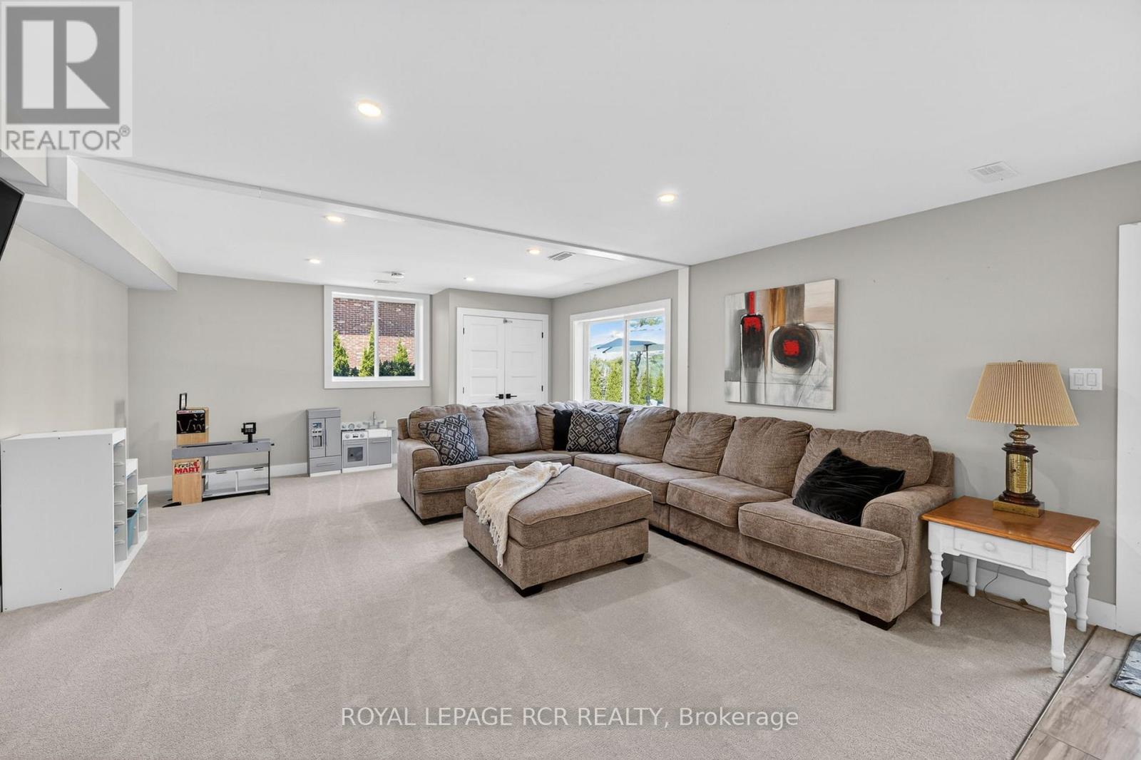 78 GLENHURON DRIVE - 24