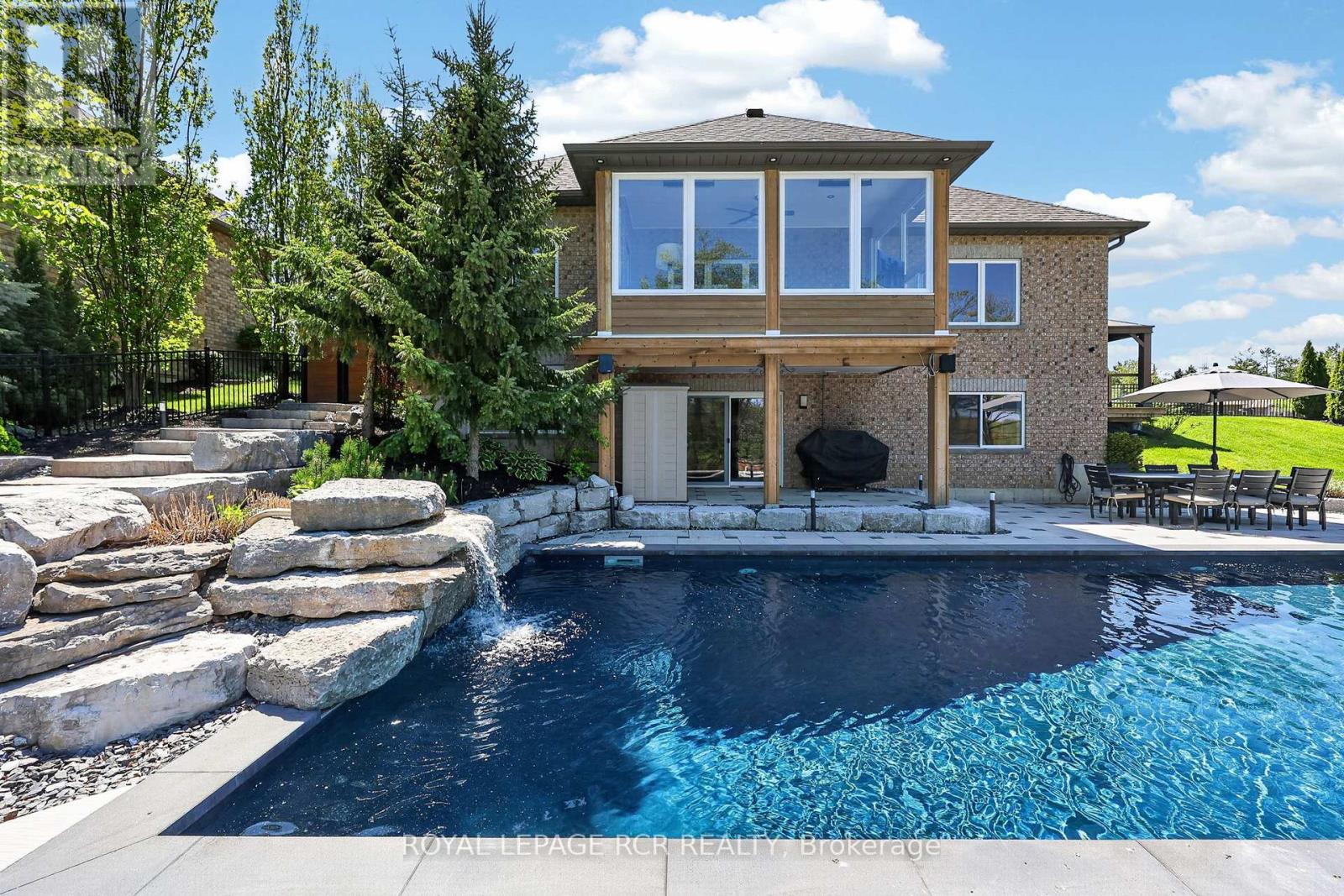 78 GLENHURON DRIVE - 33