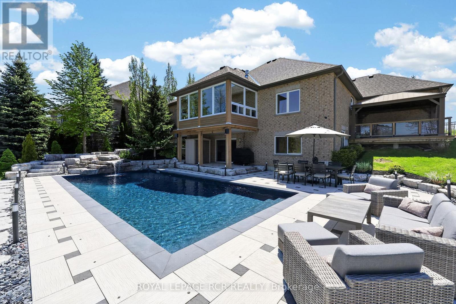 78 GLENHURON DRIVE - 34