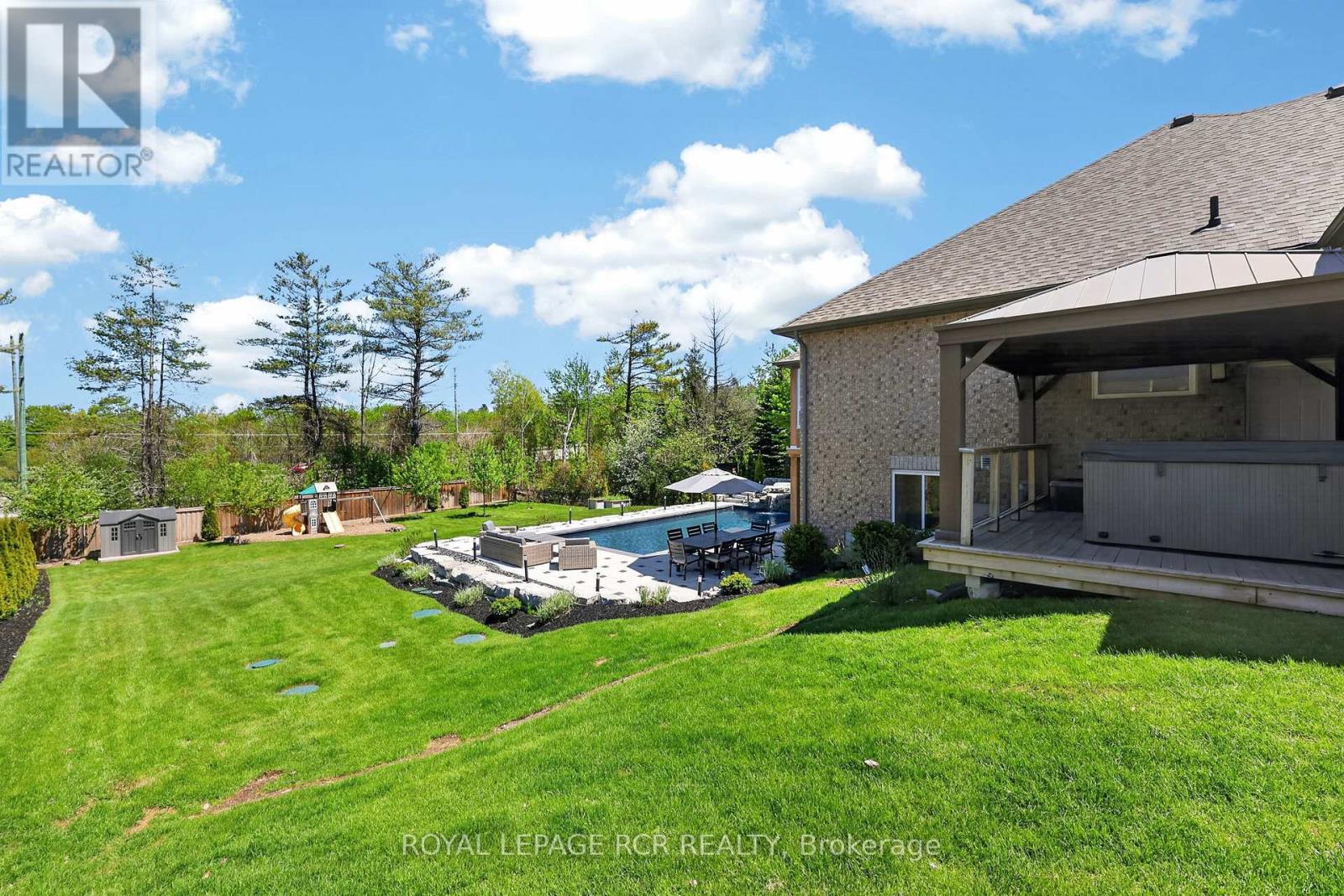 78 GLENHURON DRIVE - 39