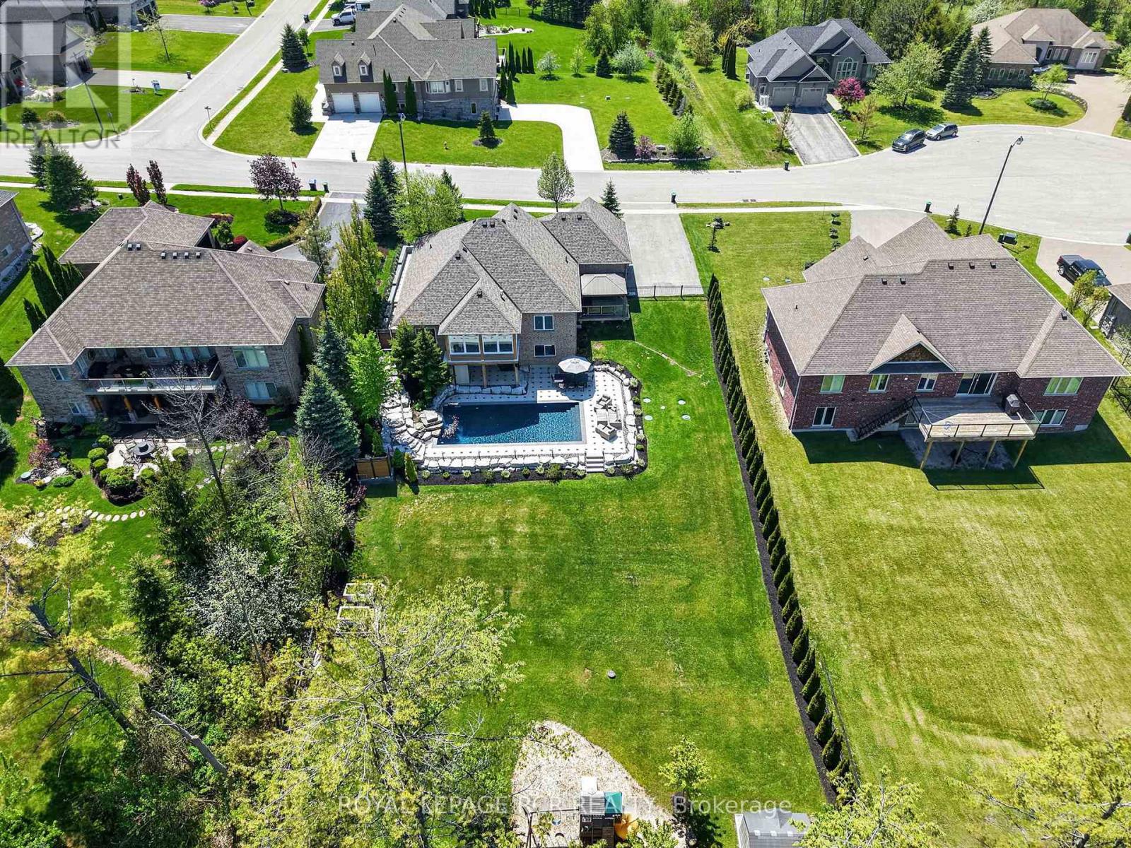 78 GLENHURON DRIVE - 41