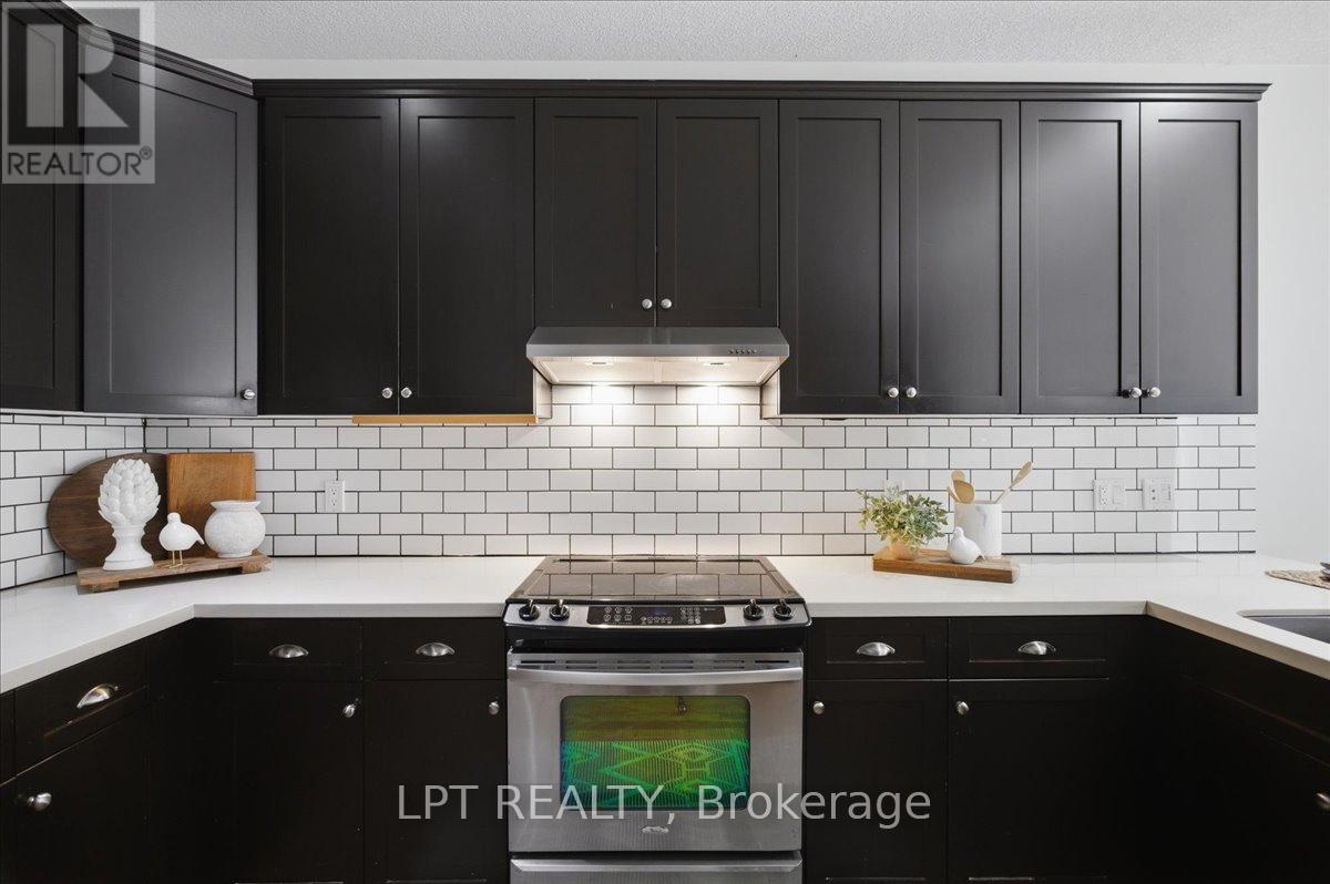 62 WILLIAMS STREET - 14
