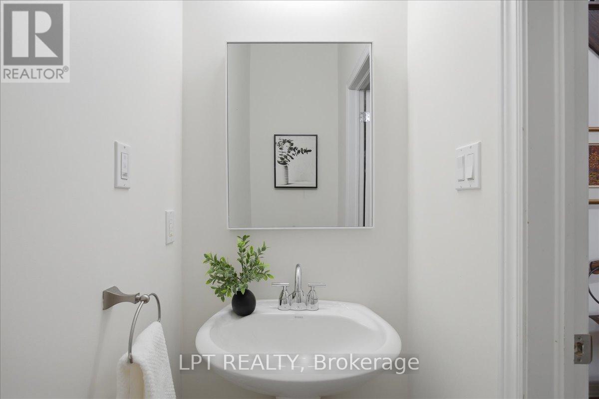 62 WILLIAMS STREET - 7