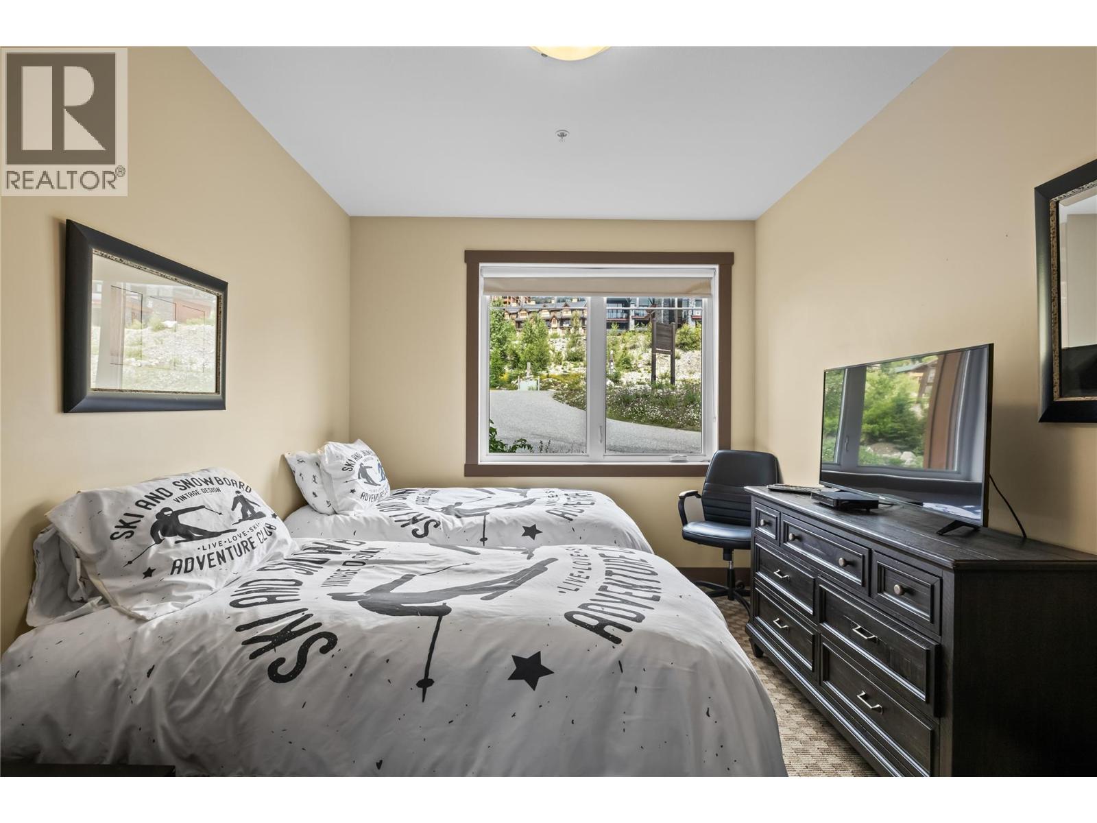 #101 5085 Snowbird Way - 21