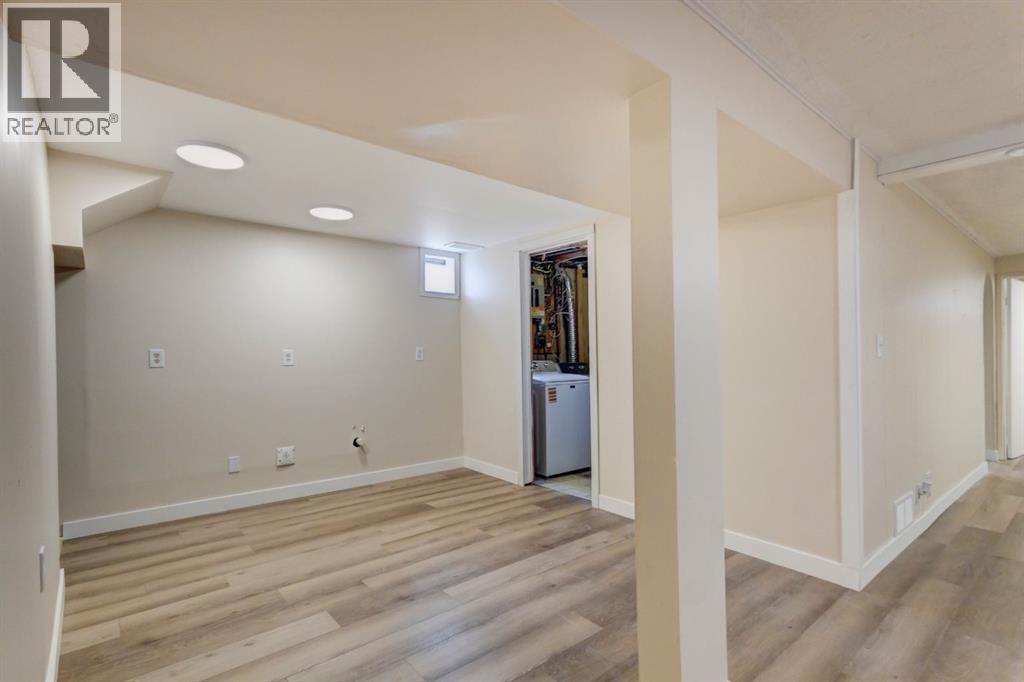 423 Queen Anne Way SE — photo 23