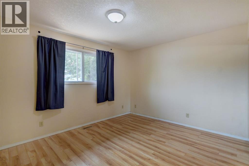 423 Queen Anne Way SE — photo 8